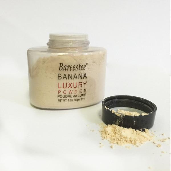 Our Banana Luxury Powders gives you more than enough reason to go bananas for this silky-fine, mattifying translucent setting powders! This classic powder quickly absorbs oil and moisture. Blending is enhanced when powder is applied in the "middle" of makeup.